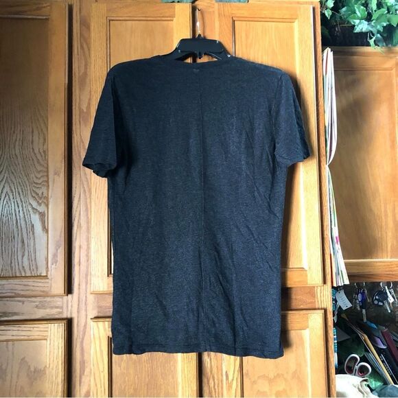 MONROW Classic V-Neck Heather Short Sleeve Tee - S - Picture 6 of 11